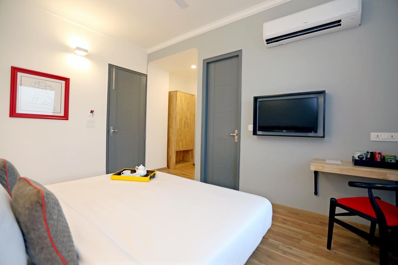 Oyo Townhouse 018 Medanta Hotel Gurgáon Kültér fotó